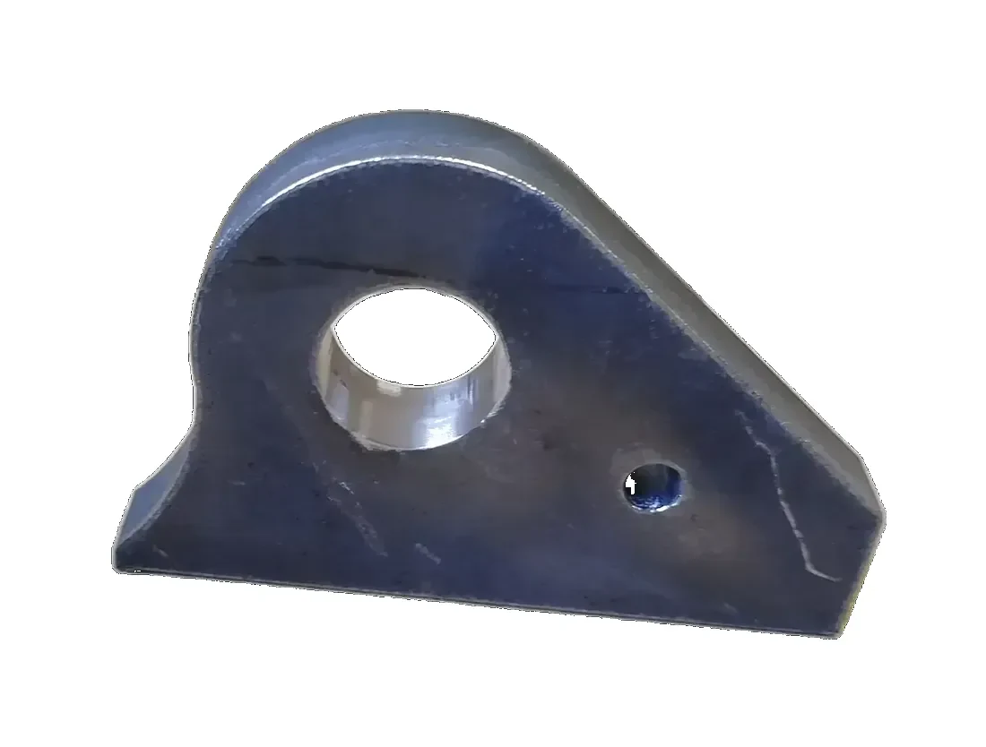 Wspornik / ucho z otworem